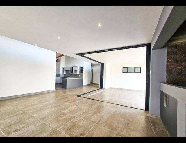 3 BEDROOM HOUSE FOR SALE IN STILBAAI-WES